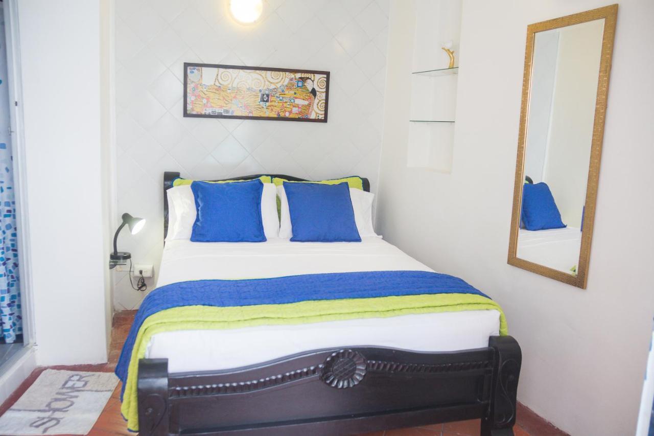 Hotel Plaza De La Trinidad Cartagena  Exterior foto