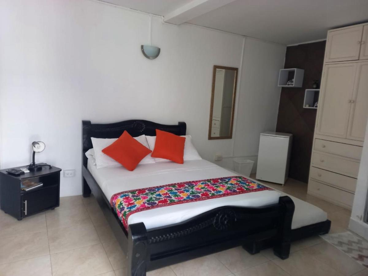 Hotel Plaza De La Trinidad Cartagena  Exterior foto
